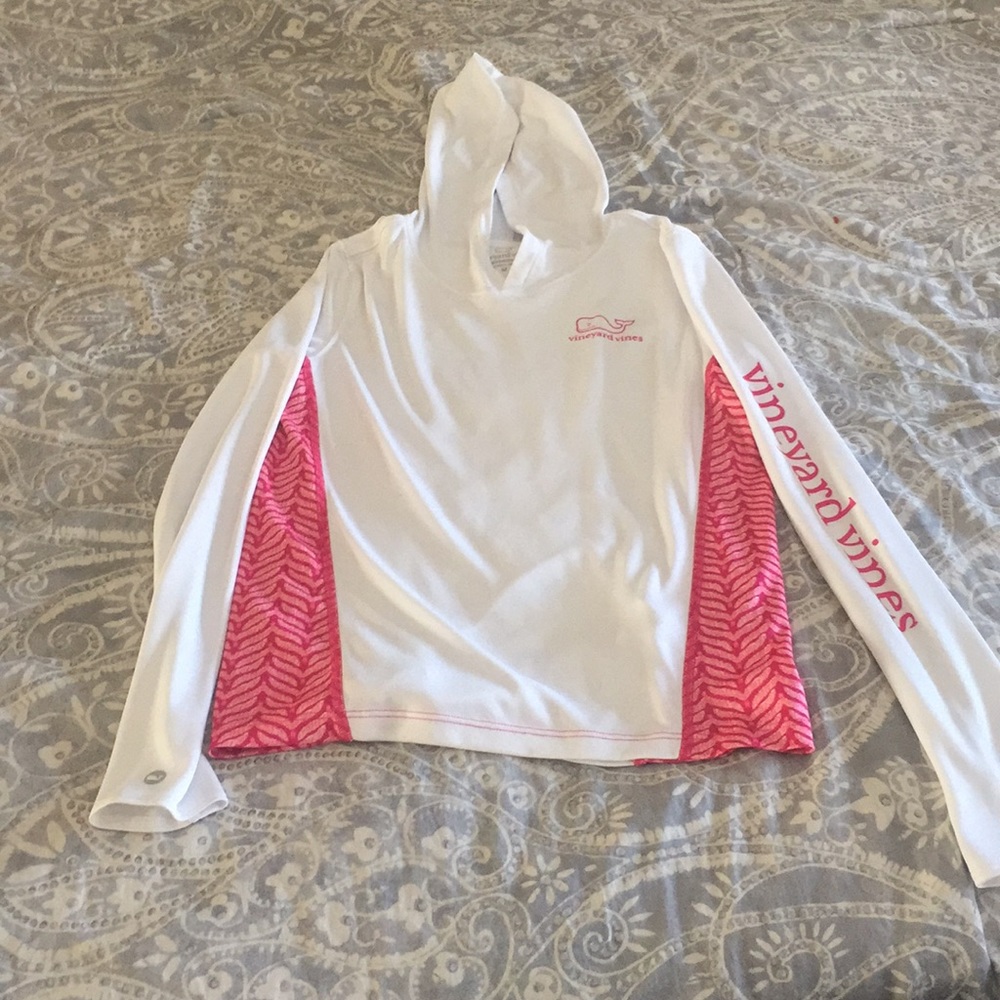 Vineyard Vines long sleeve shirt with hood.